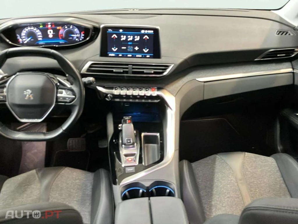 Peugeot 5008 1.5 BlueHDi Allure EAT8