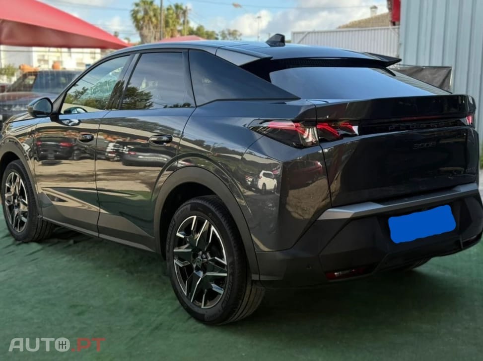 Peugeot E-3008 1.6 HYBRID ACTIVE PACK e-EAT8