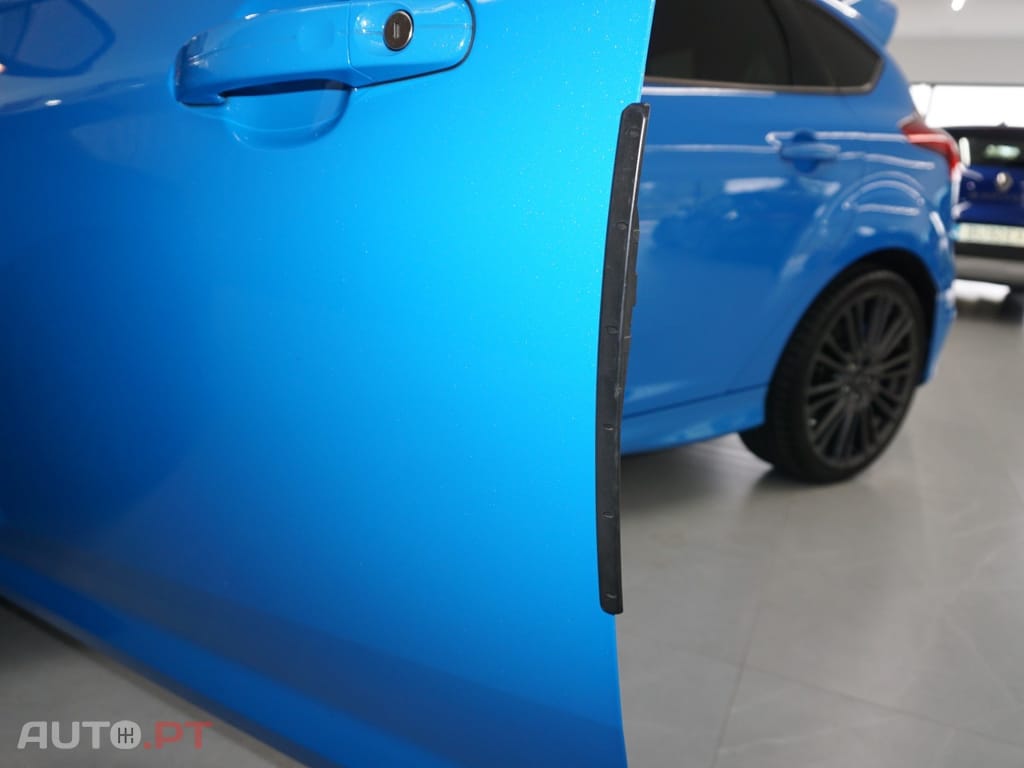 Ford Focus 2.3 EcoBoost S&S 4WD RS