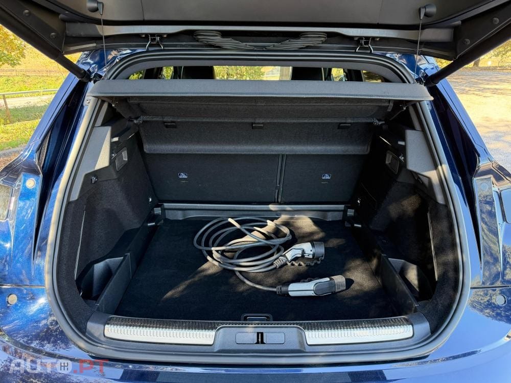 DS DS7 Crossback E-Tense Performance Line EAT8