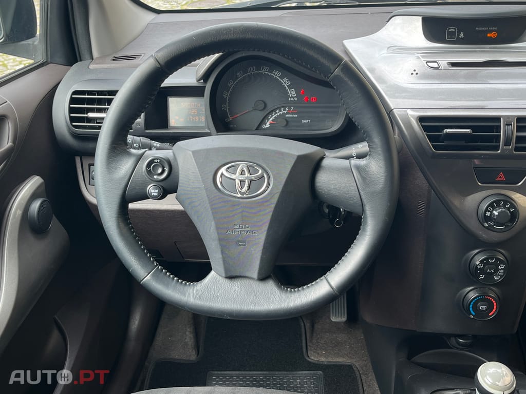 Toyota iQ 1,0 vvt-i