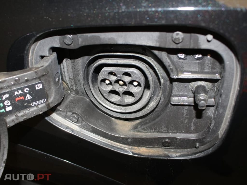 Audi Q3 45 TFSIe S line S tronic
