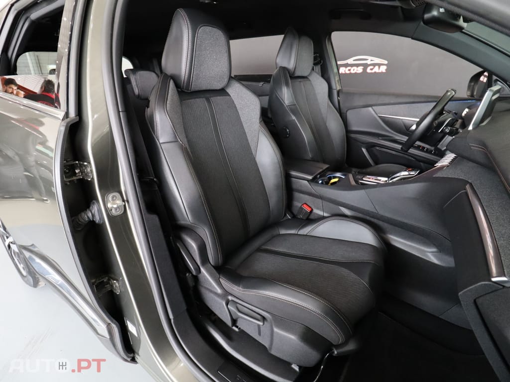 Peugeot 5008 1.5 BlueHDi Allure Pack EAT8
