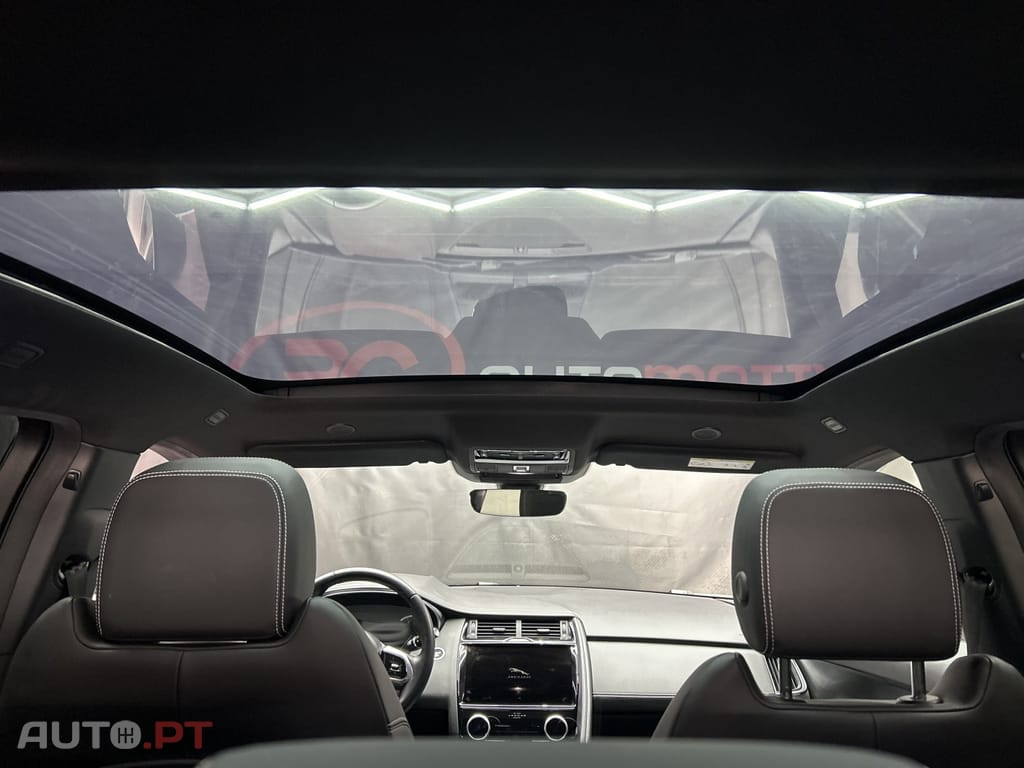 Jaguar E-Pace 1.5 P300e R-Dynamic HSE AWD Aut.