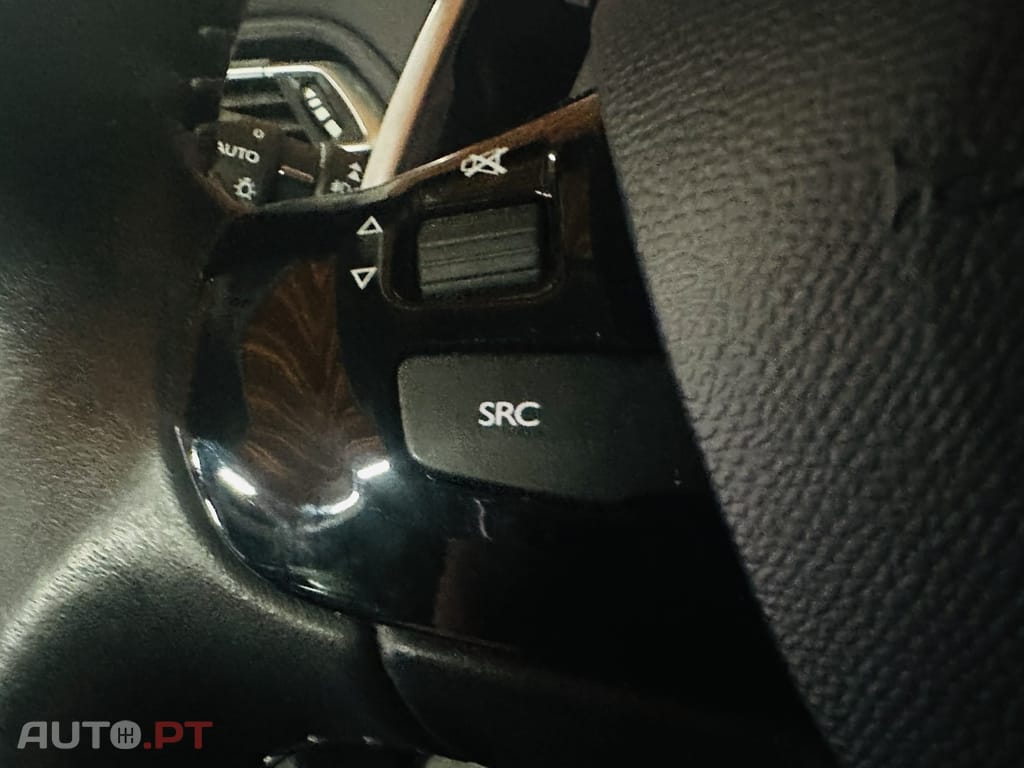 Peugeot 308 1.2 PureTech Allure Full LED EAT8