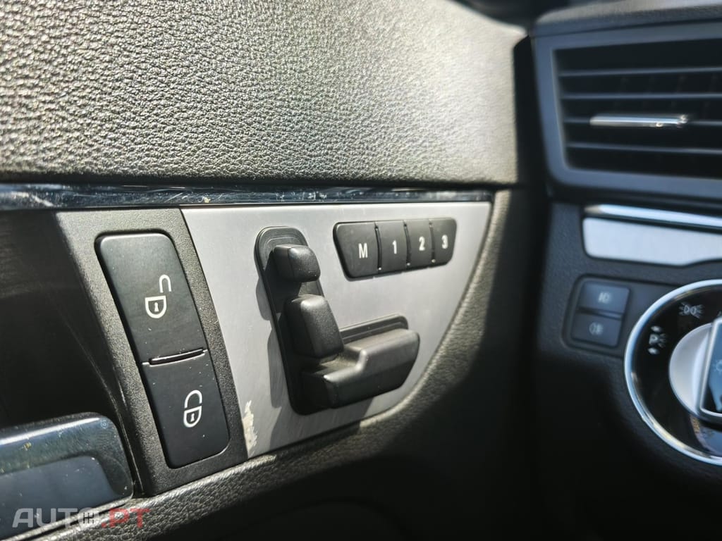 Mercedes-Benz E 250 CGI AMG LINE