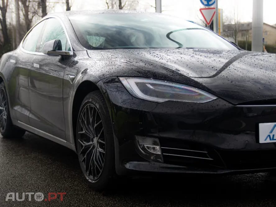 Tesla Model S 100D
