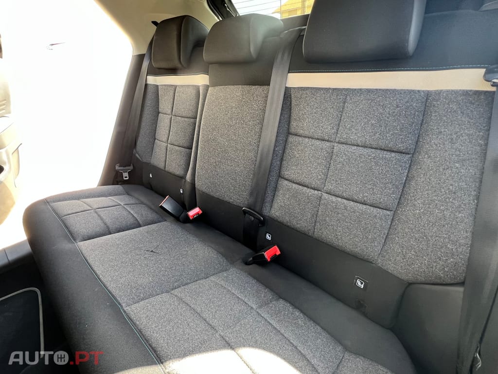 Citroen C4 Cactus 1.2 PureTech Shine Pack