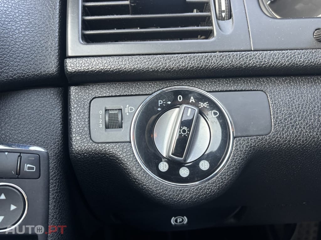 Mercedes-Benz C 220 AMG
