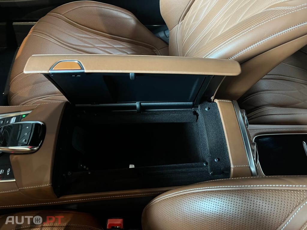 Mercedes-Benz S 63 AMG Coupe 4-Matic V8 BiTurbo 