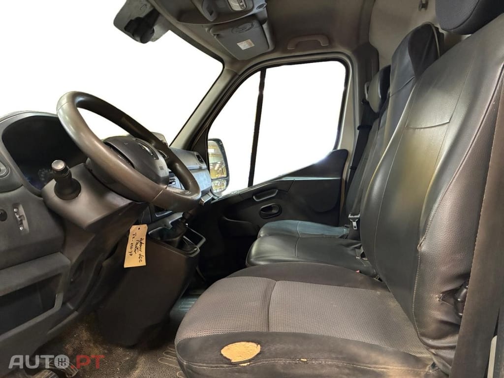 Renault Master 2.3 dCi L2H2 3.5T Grand Confort