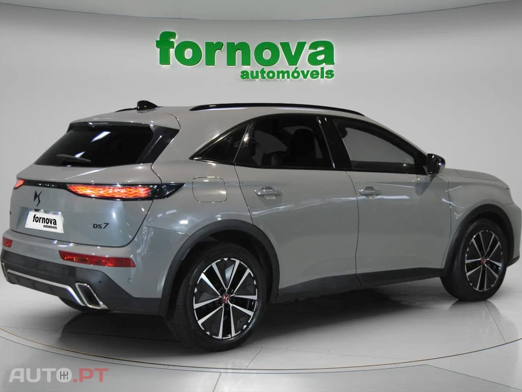 DS DS7 E-Tense Performance Line