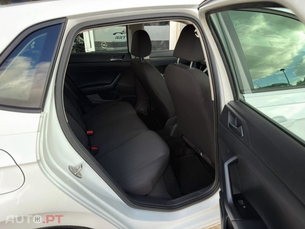 Volkswagen Polo 1.0 Confortline