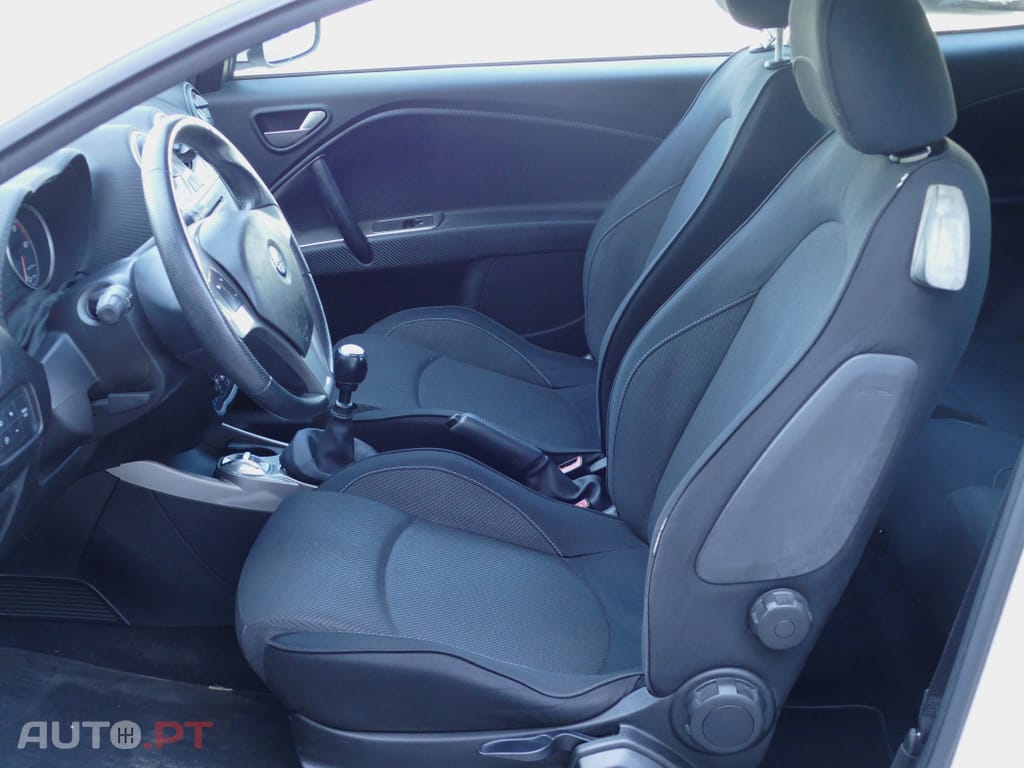 Alfa Romeo Mito 1.6 JTD Distinctive
