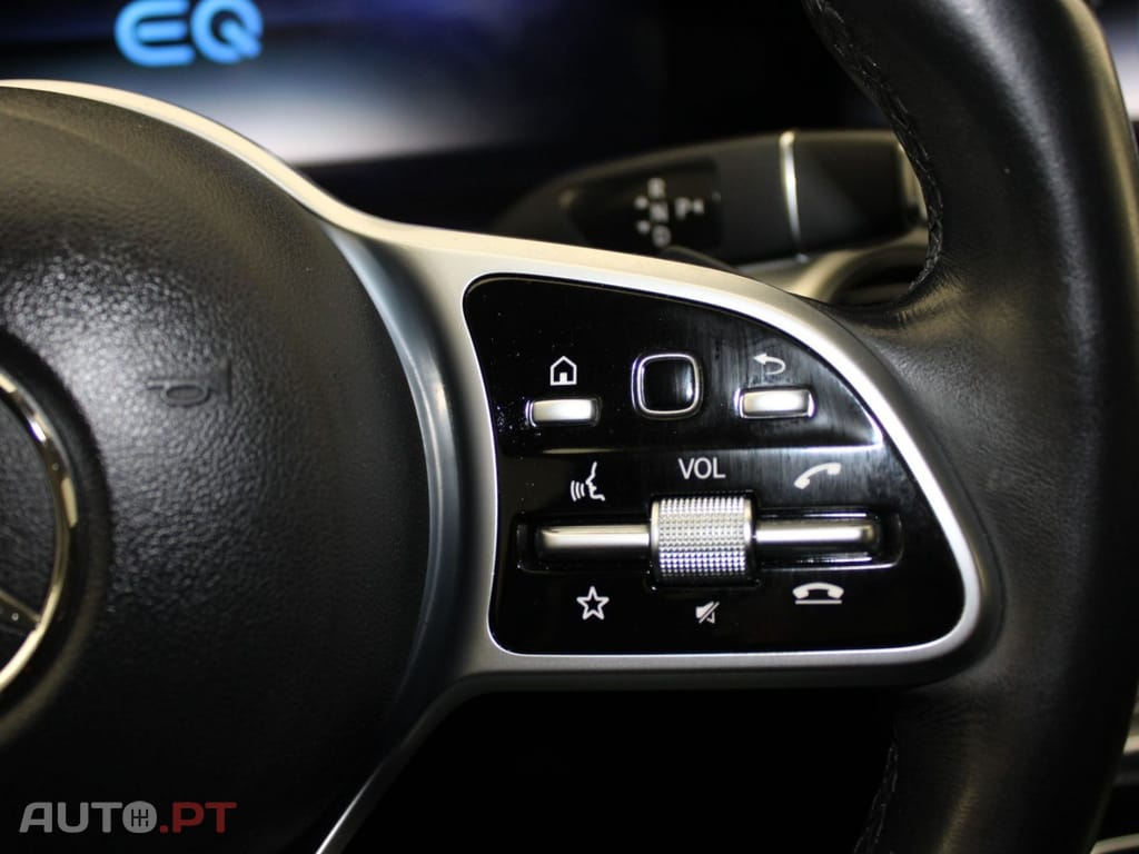 Mercedes-Benz E 300 DE AVANTGARDE I.V.A DEDUTÍVEL