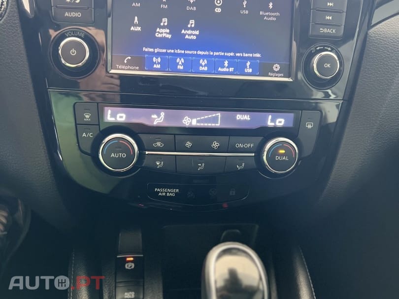 Nissan Qashqai 1.3 DIG-T N-Connecta J18 DCT