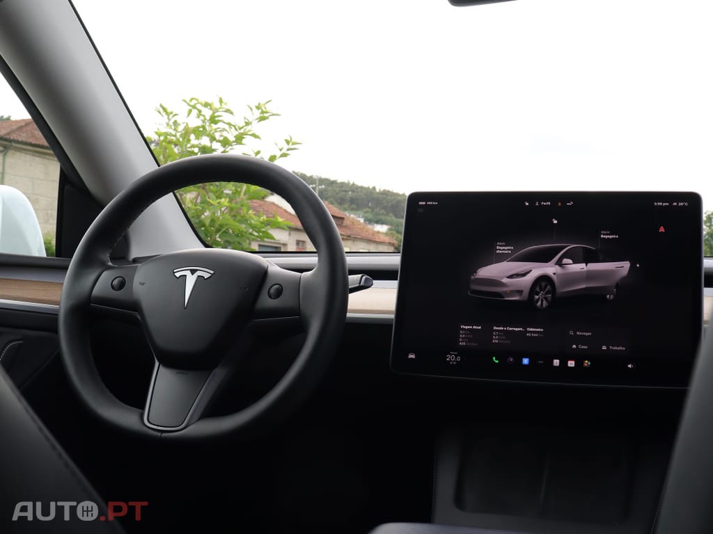 Tesla Model Y Long Range Dual Motor AWD