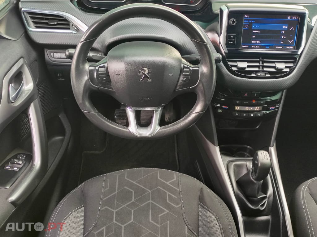 Peugeot 2008 1.2 PureTech Active
