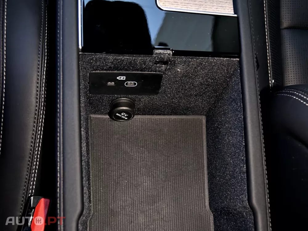 Volvo XC90 2.0 T8 PHEV Inscription Expression AWD