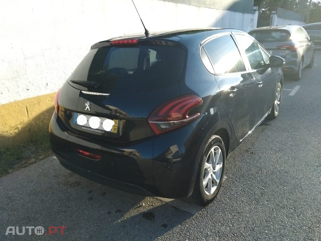 Peugeot 208 1.2 PureTech