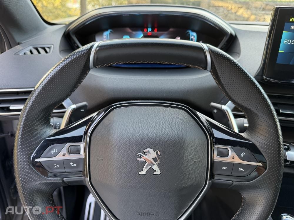 Peugeot 3008 1.6 Hybrid GT Pack e-EAT8