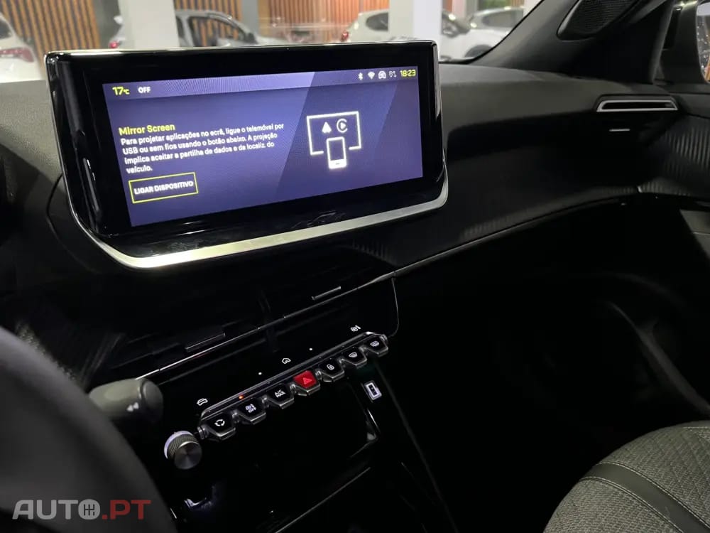 Peugeot 2008 1.2 Hybrid Allure e-DCS6