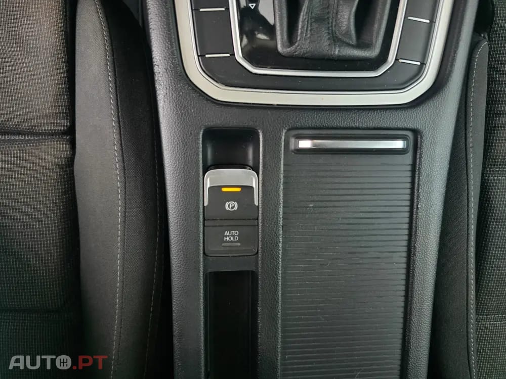 Volkswagen Passat 2.0 TDi Confortline DSG