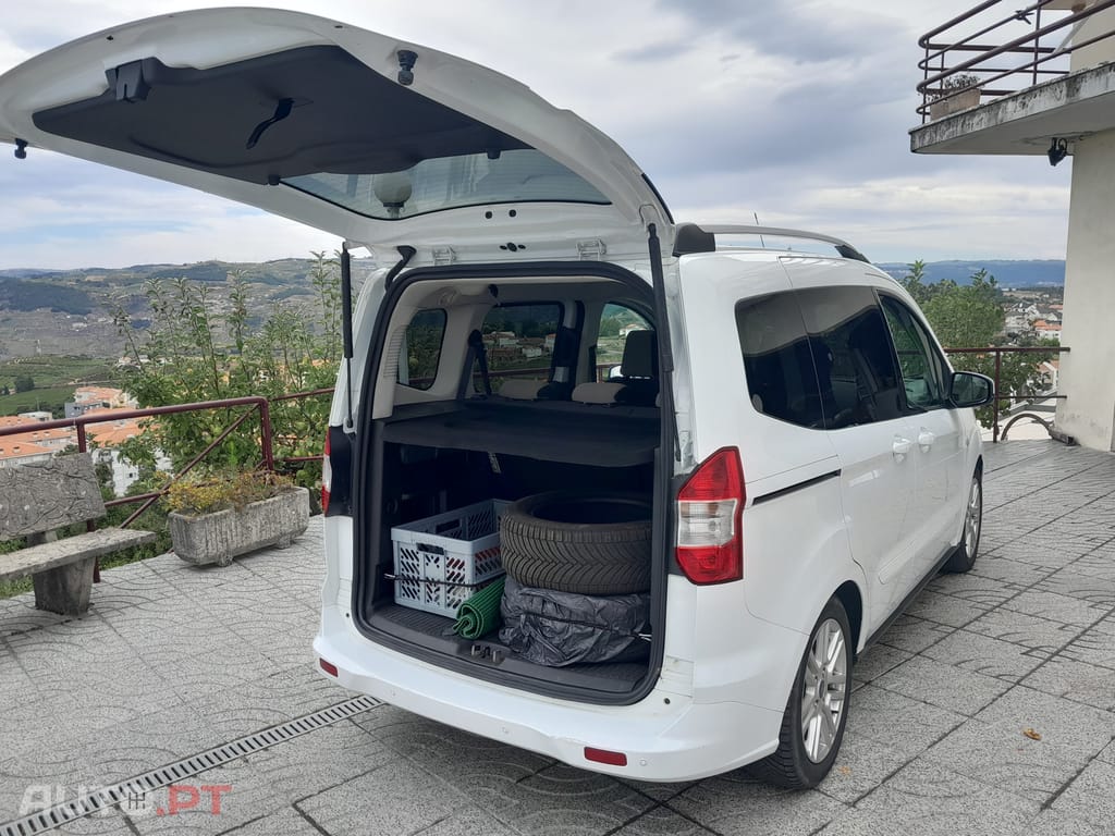 Ford Tourneo Courier