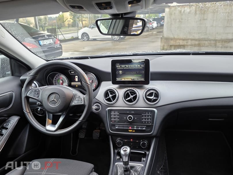 Mercedes-Benz GLA 180 d Urban