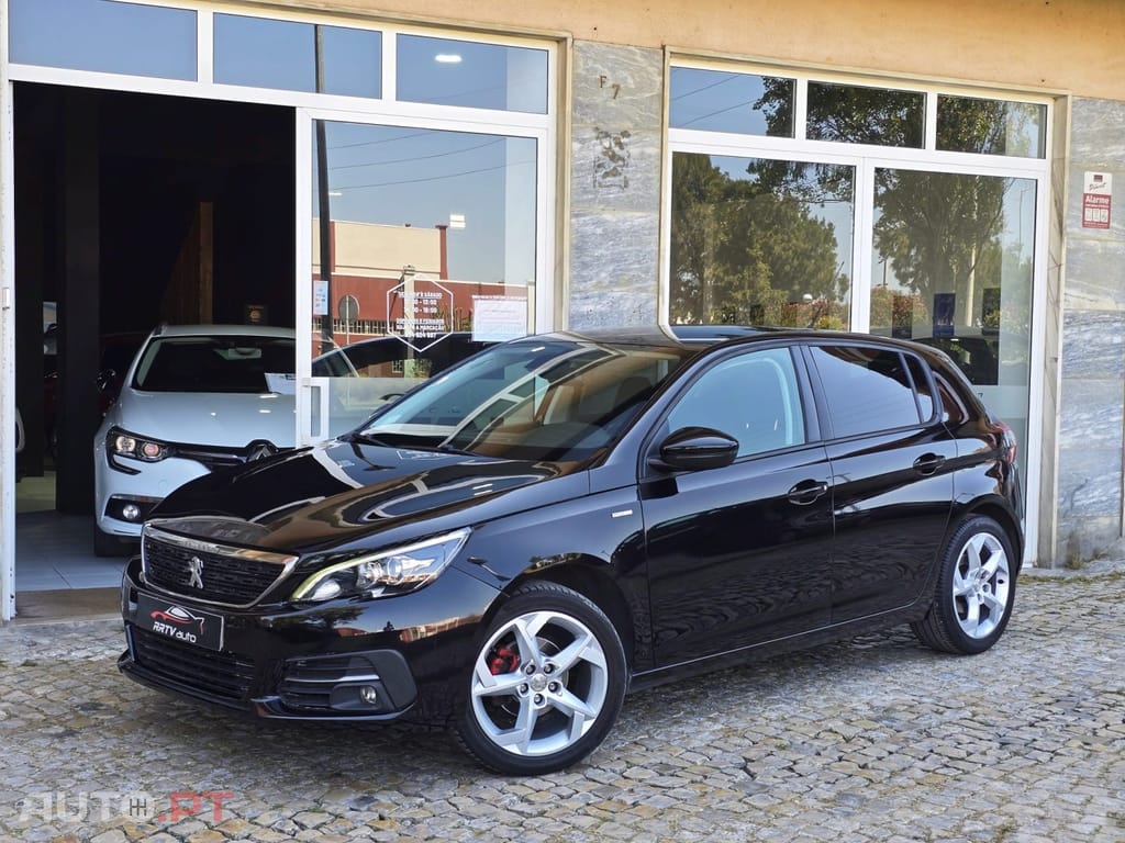 Peugeot 308 1.6 BlueHDi Style J17
