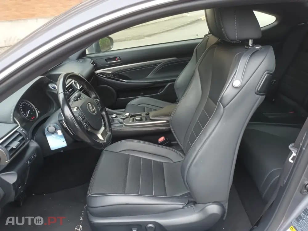 Lexus RC F Sport