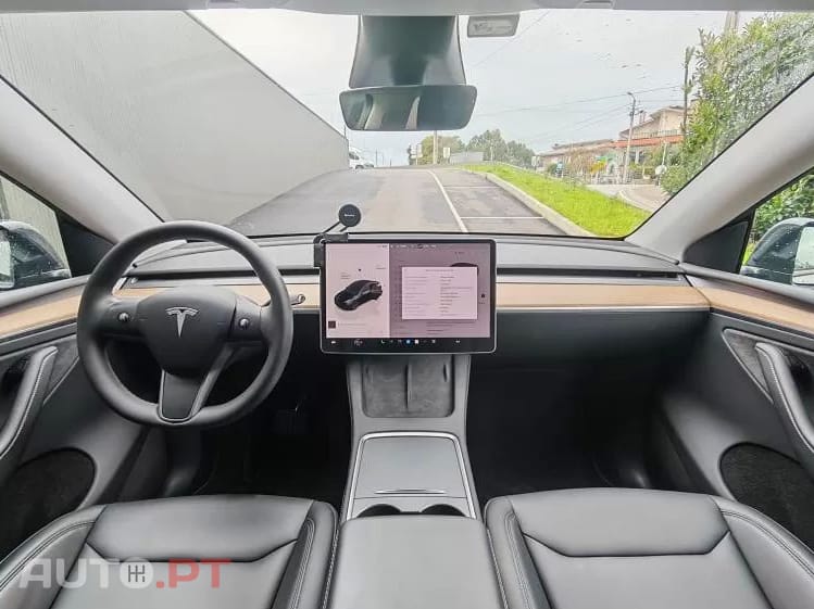 Tesla Model Y Long Range Tração Integral