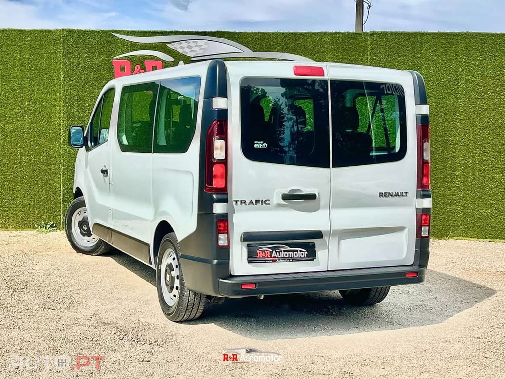Renault Trafic 1.6dCi L1H1 9 Lugares