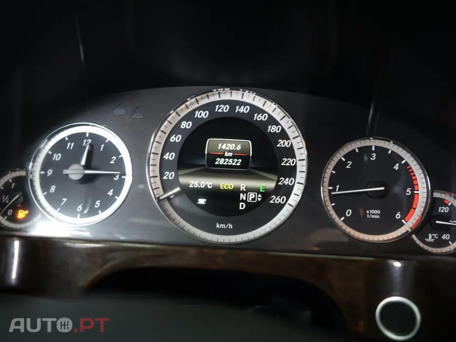 Mercedes-Benz E 250 CDi Elegance BlueEfficiency Auto.