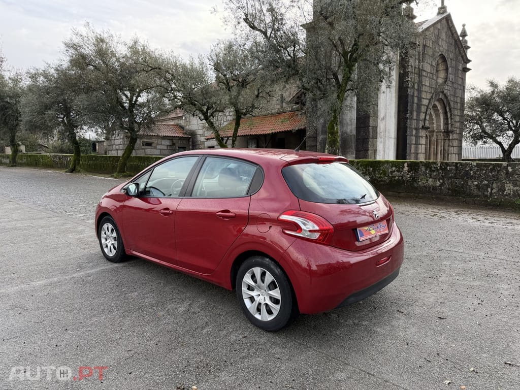 Peugeot 208 1.2 PureTech Active