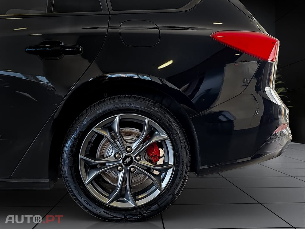 Ford Focus SW 1.0 Ecoboost Hybrid 125 cv SW ST-Line