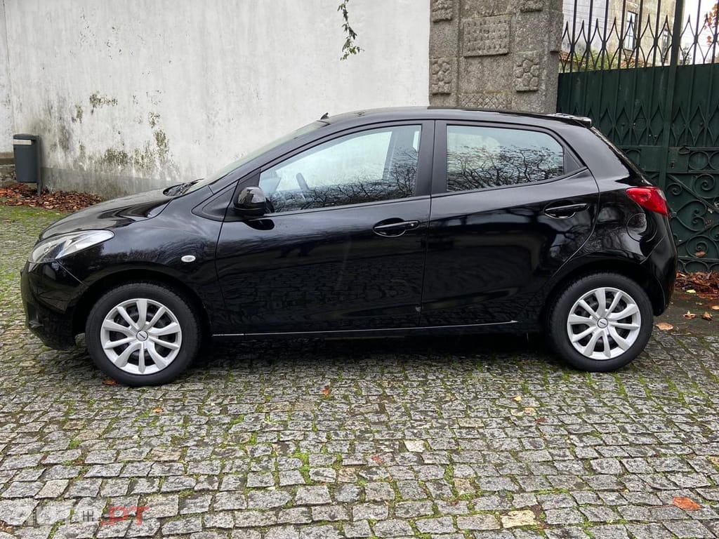Mazda 2 1.3 MZR Comfort 5 Portas