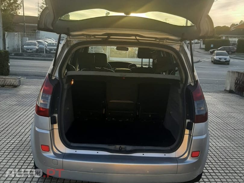 Renault Scénic 1.5 dCi Pack
