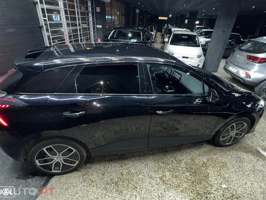 MG MG4 64 kWh Luxury