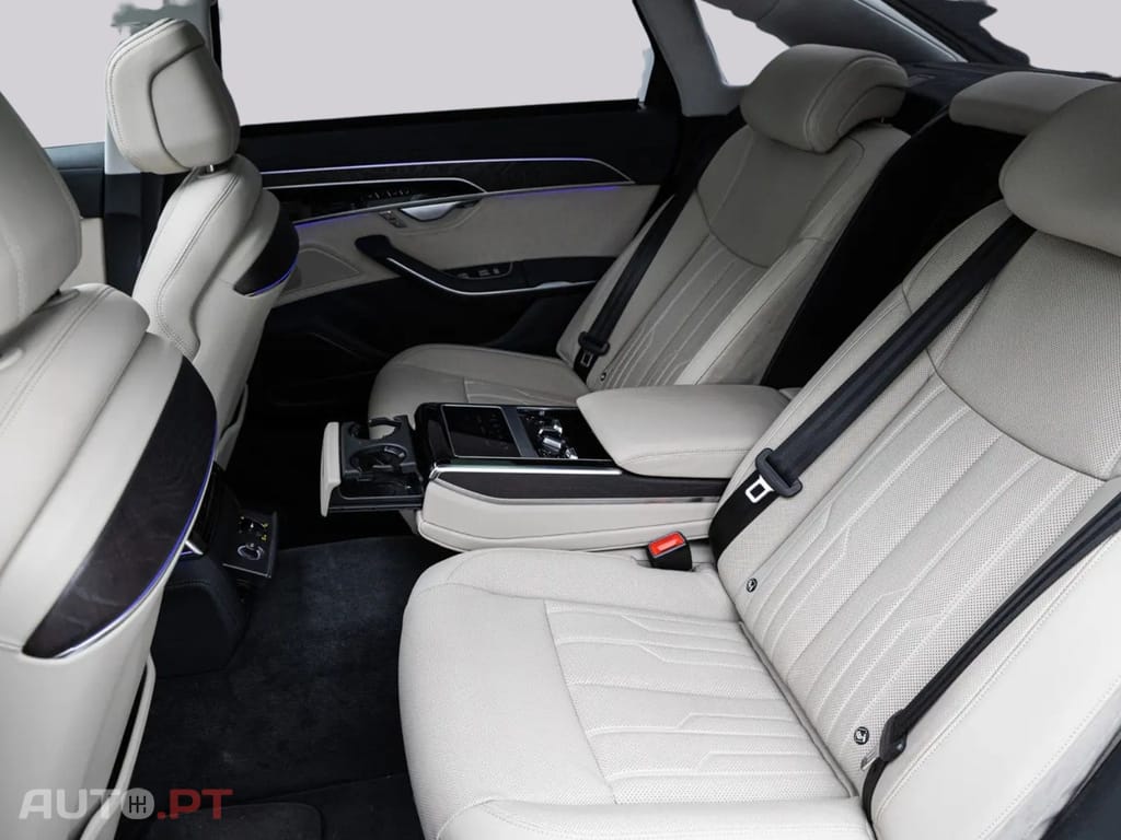 Audi A8 60TFSie LS LINE I.V.A DEDUTÍVEL