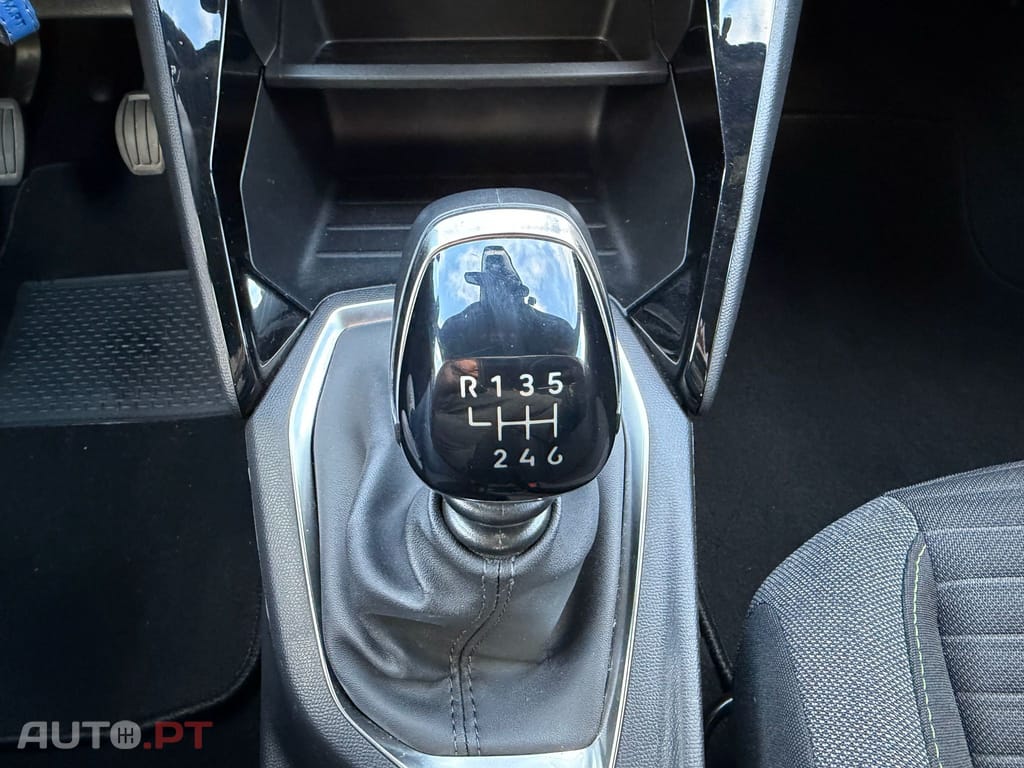 Peugeot 2008 1.2 PureTech Active Pack