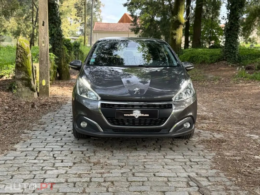 Peugeot 208 PureTech 82 Start & Stop Allure