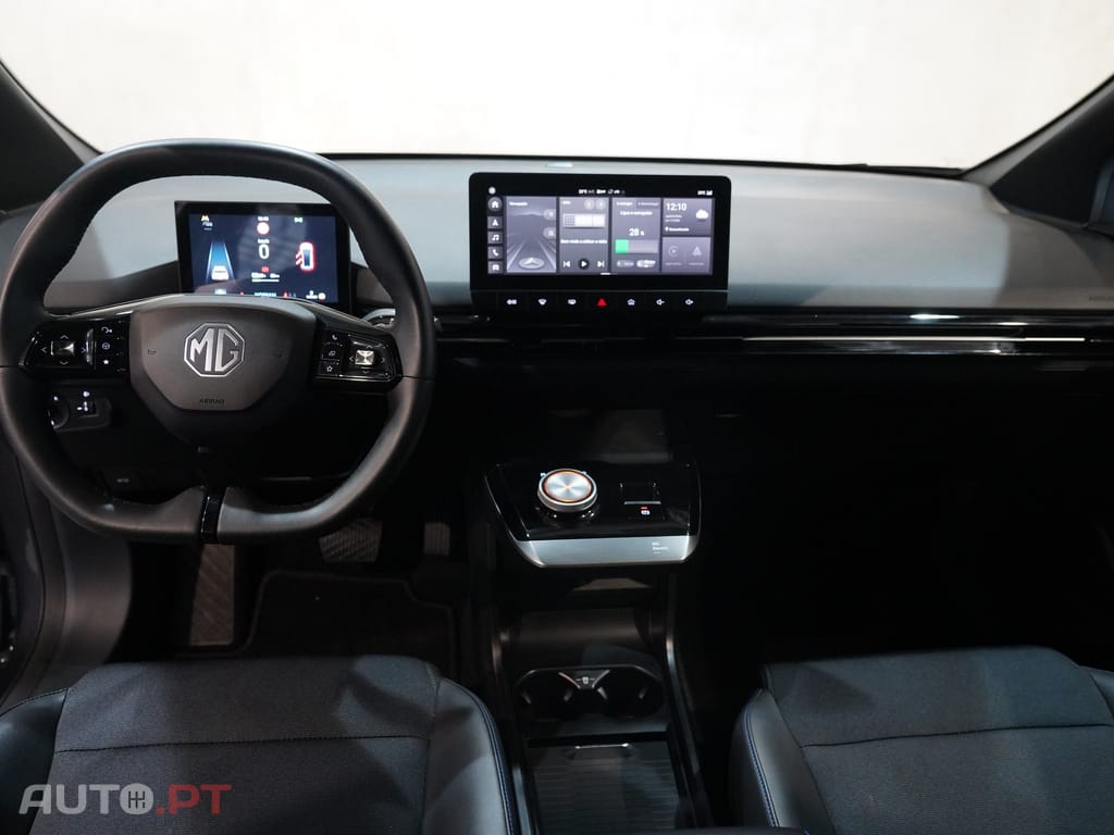 MG MG4 64 kWh Luxury