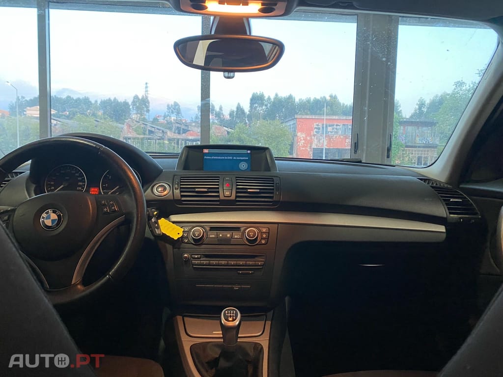 BMW 118 I SPORT