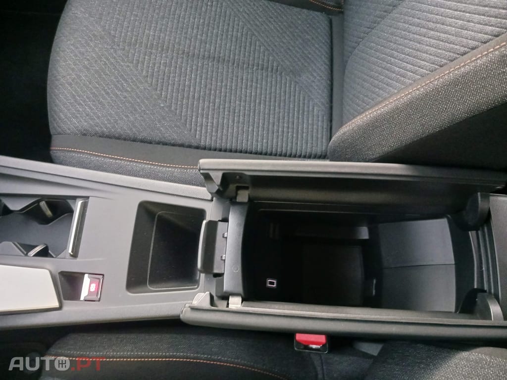 Peugeot 308 1.2 Hybrid Allure e-DCS6