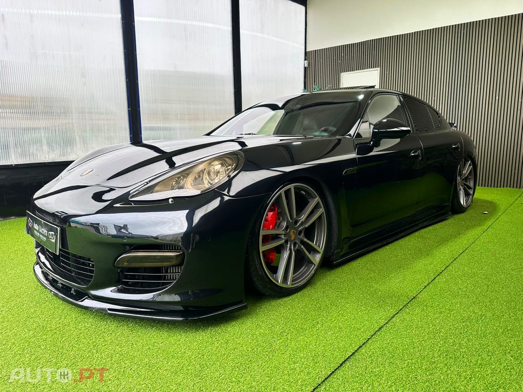 Porsche Panamera Turbo PDK