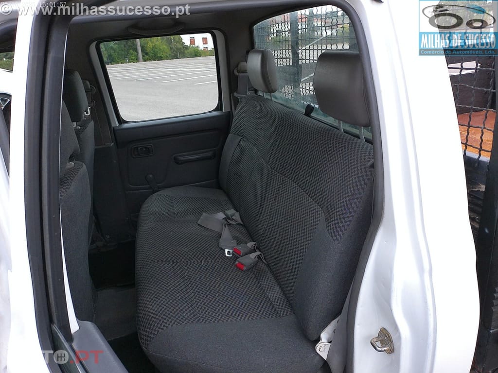 Nissan Navara D22 2.5D 4x2 C/D 5 Lug