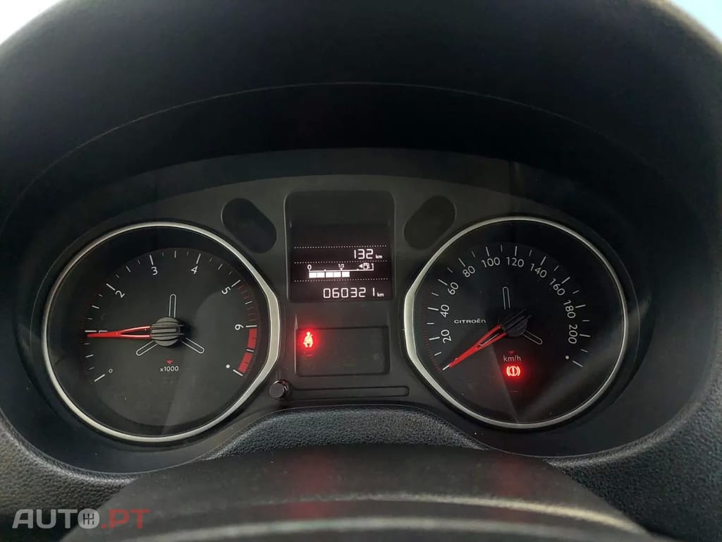 Citroen C-Elysée 1.2 PureTech Shine