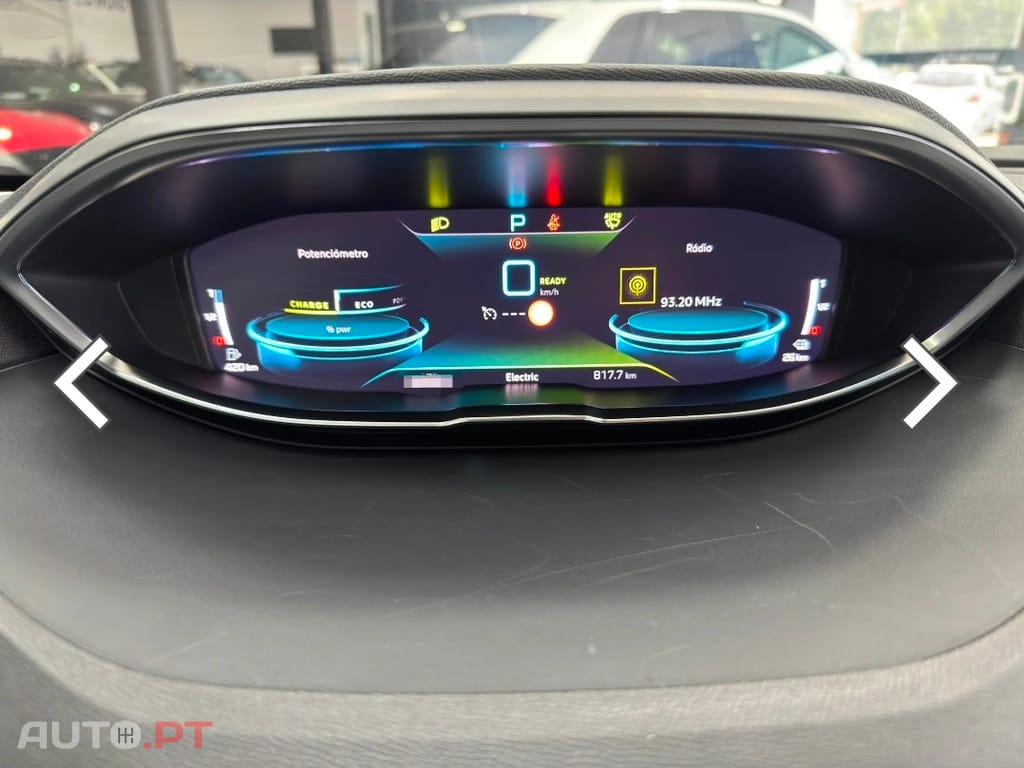 Peugeot 3008 1.6 hybrid4 300cv allure