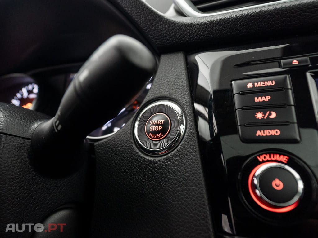 Nissan Qashqai 1.3 DIG-T N-Connecta